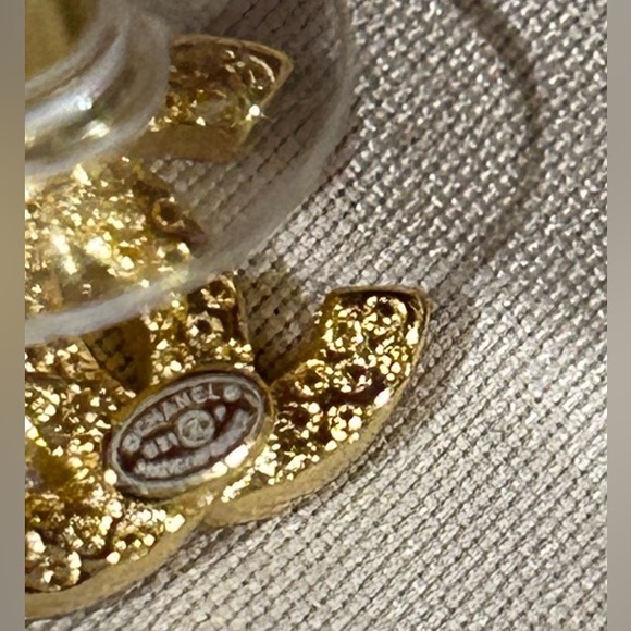 Amber - Picture 17 of 17